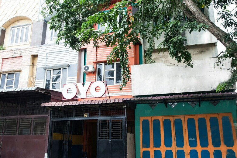 Hotel Oyo 2229 Bunga Raya Residence