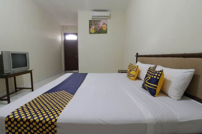 Hostal Spot On 2426 Hotel Aget Jaya II
