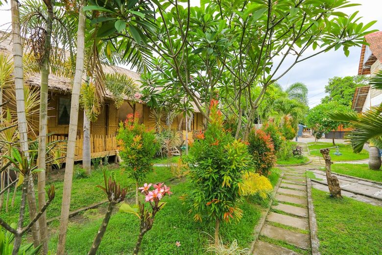 Hostal Spot On 2431 Azizah Homestay