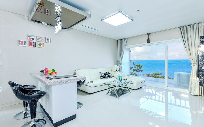 Hotel Pohang Pinewave Sea & Spa Pension