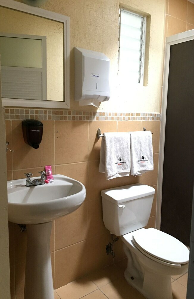 Capital O Hotel Euro Confort
