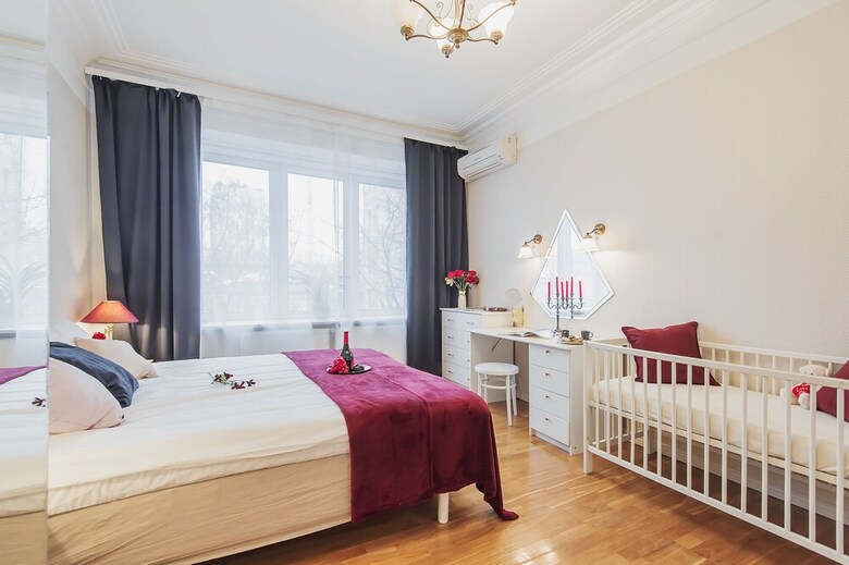 Gm Apartment Staropimenovskii 16
