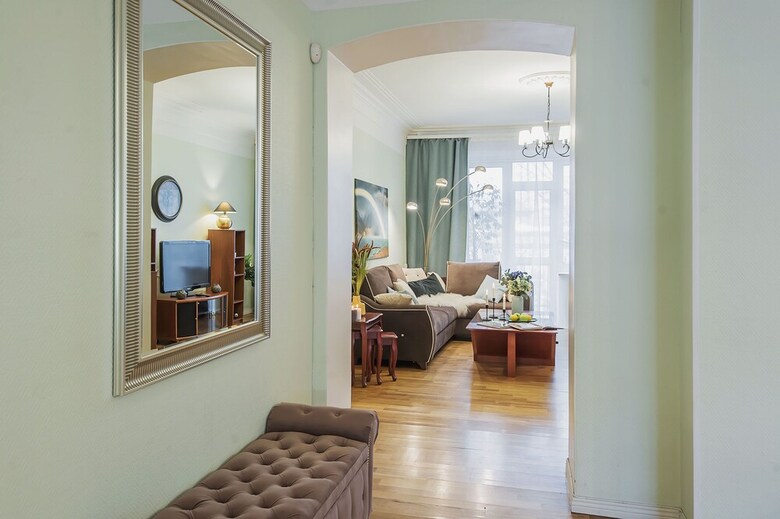 Gm Apartment Staropimenovskii 16