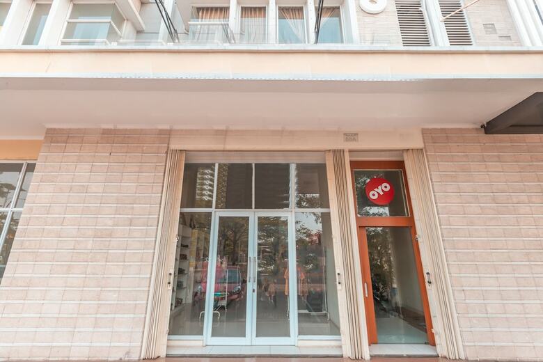 Hotel Oyo 2364 Cempaka Harapan Indah