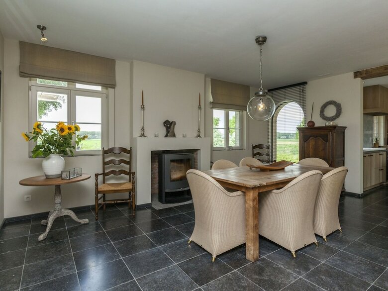 Luxurious Mansion In Sint-laureins Near Forest