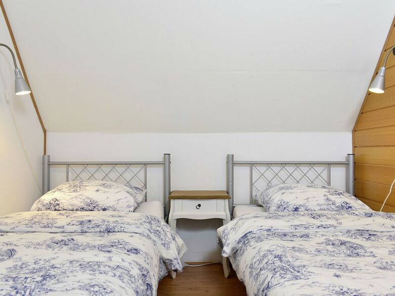 Spacious Apartment In Rattlar Near Forest