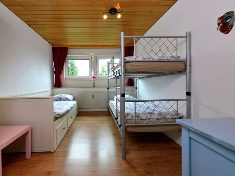 Spacious Apartment In Rattlar Near Forest