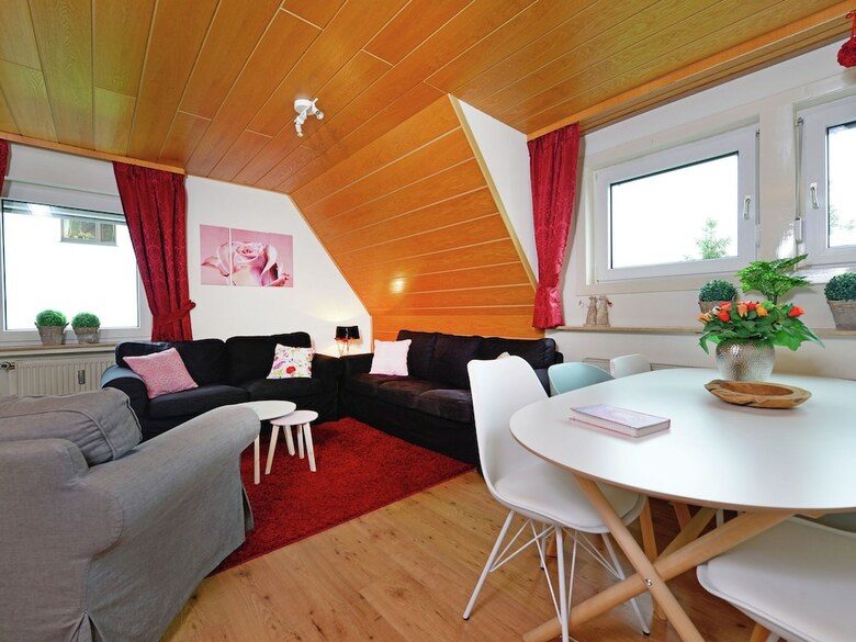 Spacious Apartment In Rattlar Near Forest
