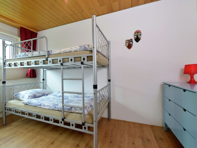 Spacious Apartment In Rattlar Near Forest
