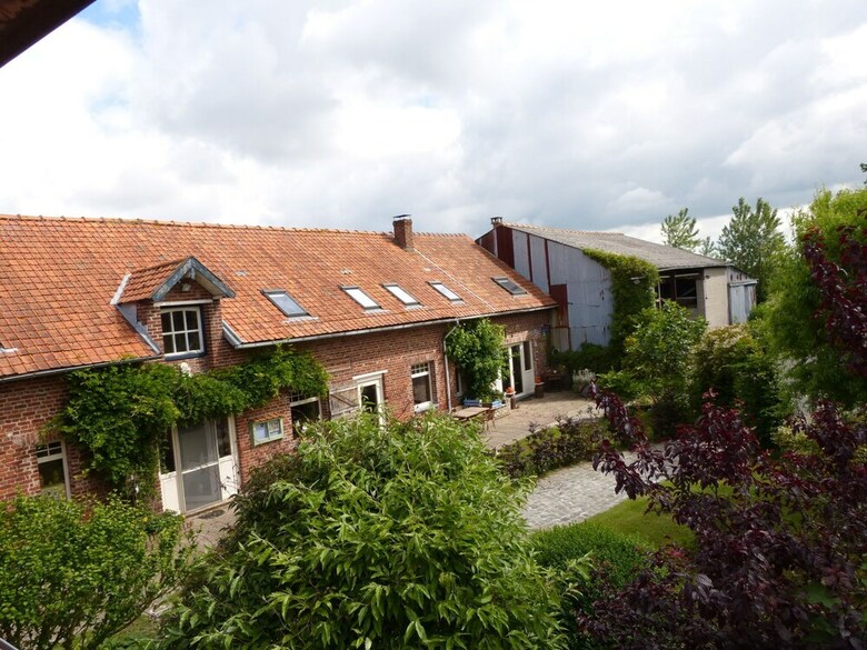 Modern Holiday Home In Hondschoote With Garden