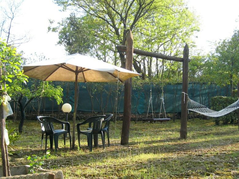 Cosy Cottage In Chiusdino With Garden