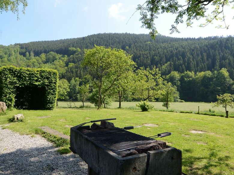 Well Kept Gite, Short Distance From The River And Forest