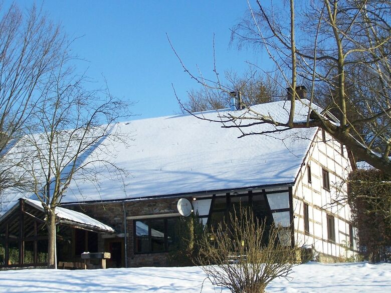 Well Kept Gite, Short Distance From The River And Forest