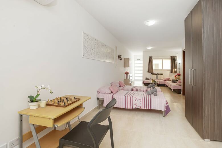 Apartamentos Summer Breeze Maisonette With Terrace