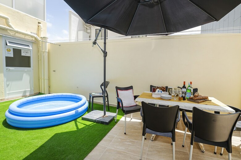 Apartamentos Summer Breeze Maisonette With Terrace