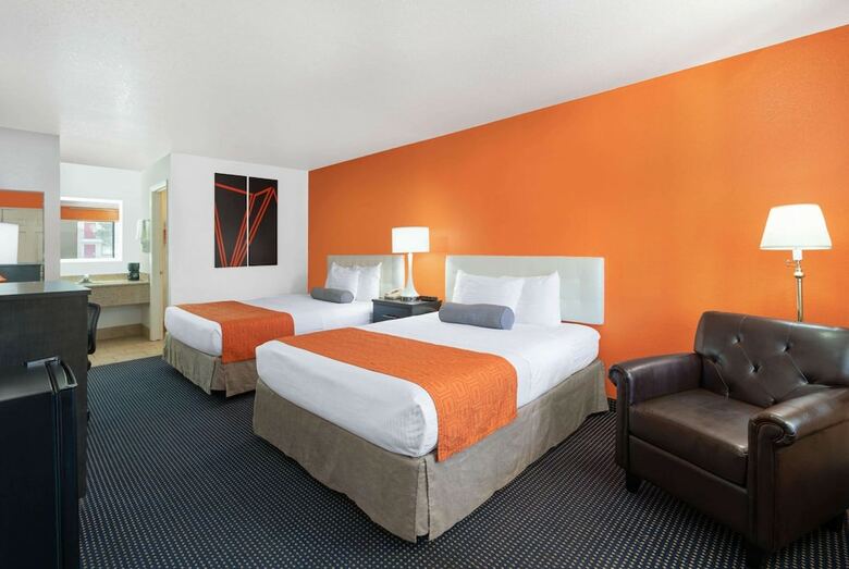 Hotel Howard Johnson By Wyndham Holbrook