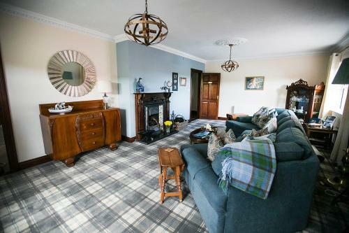 Bed & Breakfast Doonmacfelim House