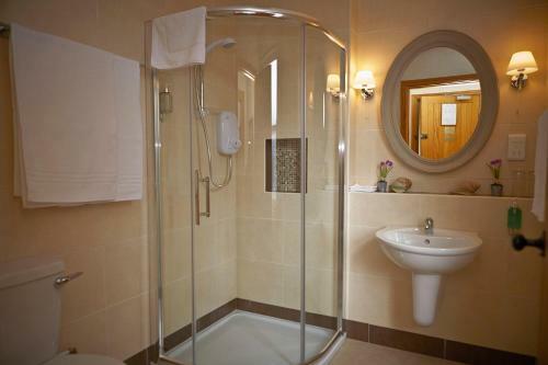Hostal Cullinan's Seafood Restaurant & Guesthouse