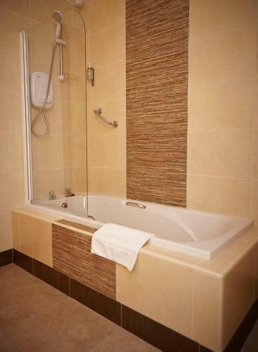 Hostal Cullinan's Seafood Restaurant & Guesthouse