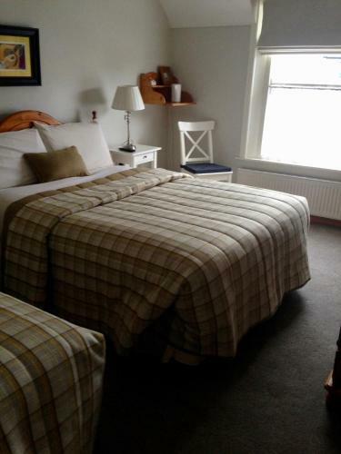 Hostal Cullinan's Seafood Restaurant & Guesthouse