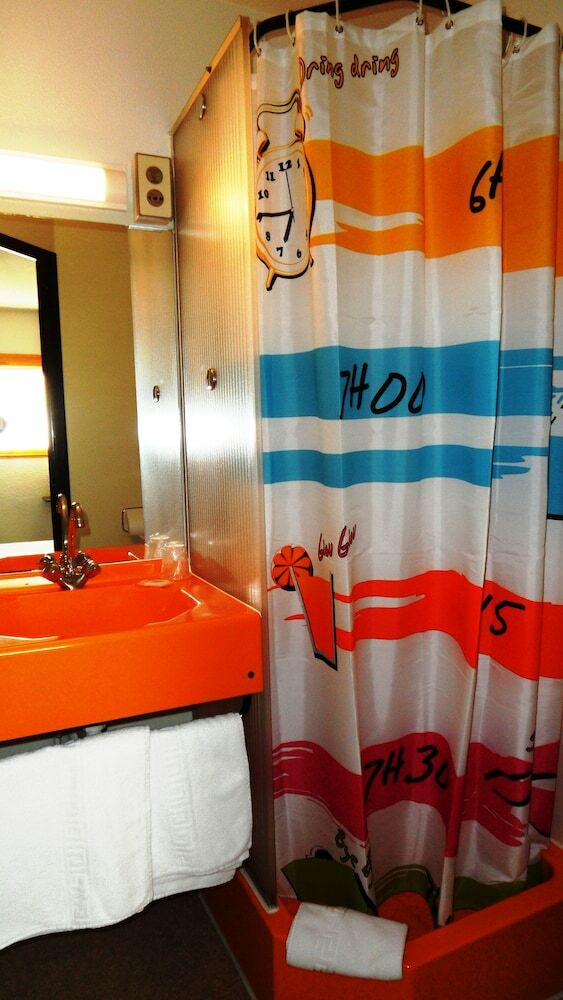 Hotel The Originals Access Bourges Nord