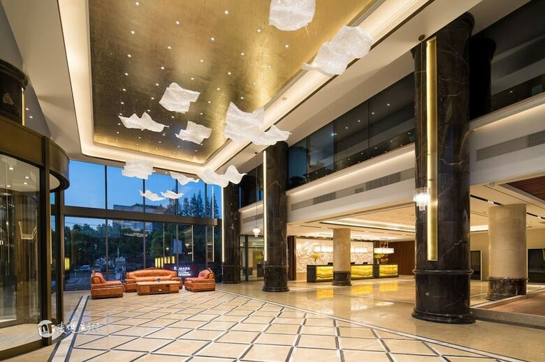 Hotel Ramada By Wyndham Shanghai Pudong