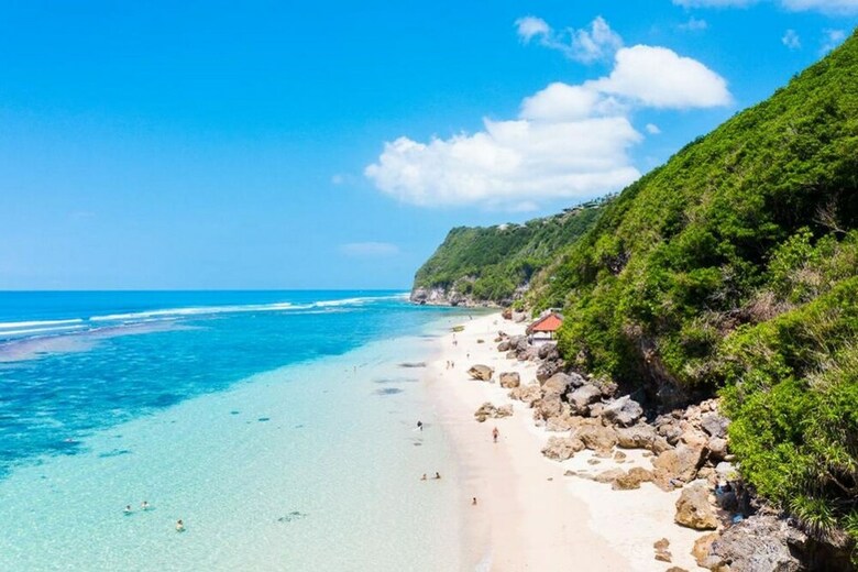 Hotel Oyo Life 2586 Pleasant Bali