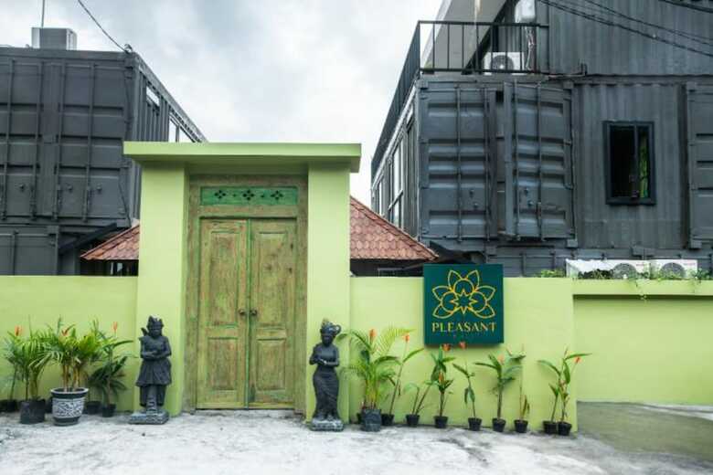 Hotel Oyo Life 2586 Pleasant Bali