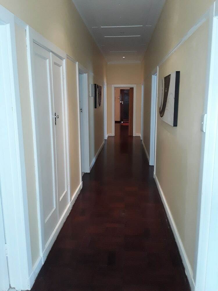 Hotel Kwazi Guest House