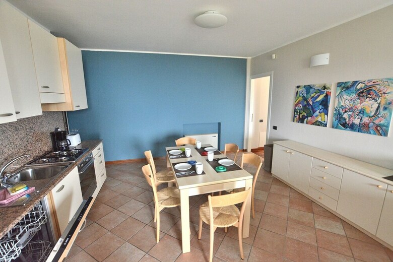 Apartment Montegolo Four With Pool And Lake View