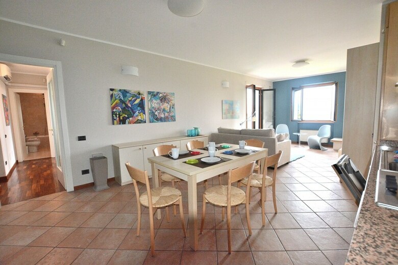 Apartment Montegolo Four With Pool And Lake View