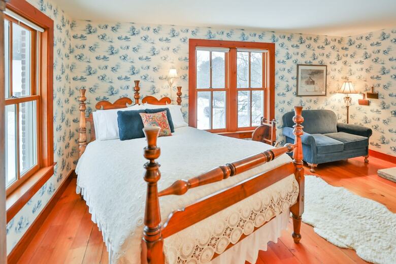 Bed & Breakfast Round Barn Farm B & B Event Center