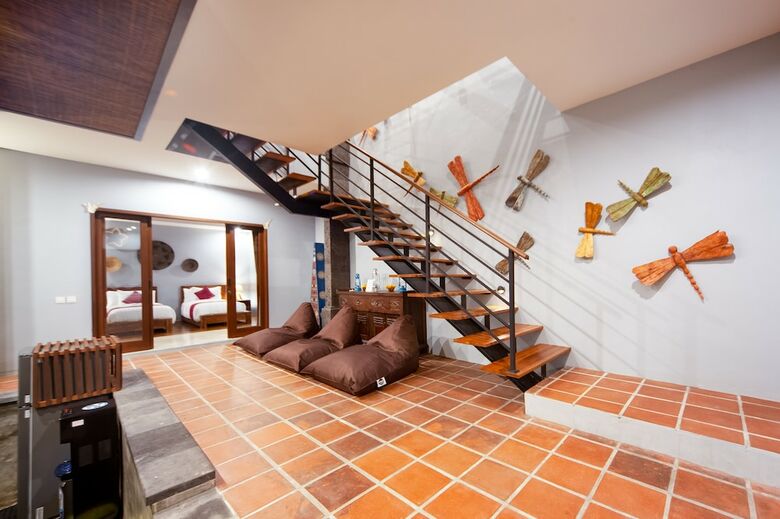 Bed & Breakfast Kusuma Living And Villas