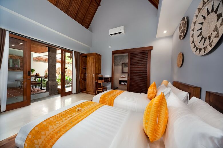 Bed & Breakfast Kusuma Living And Villas