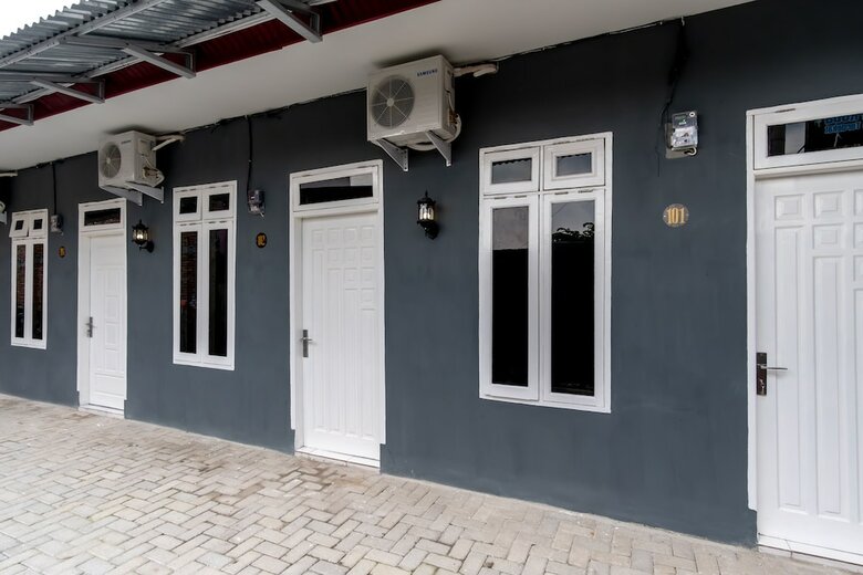Hotel Oyo 2397 Umbu Residence