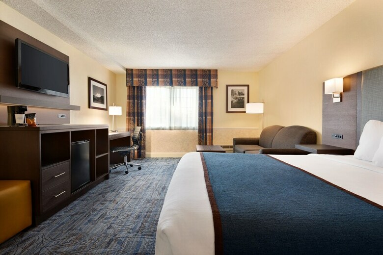 Hotel Ramada By Wyndham Spokane Airport