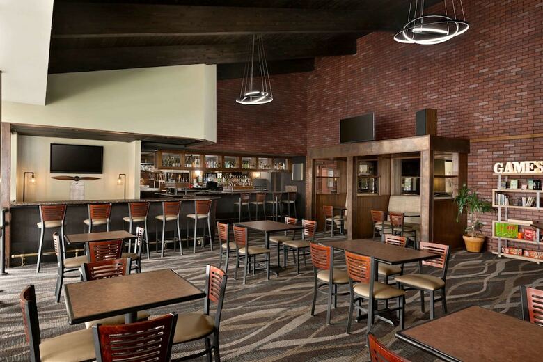 Hotel Ramada By Wyndham Spokane Airport