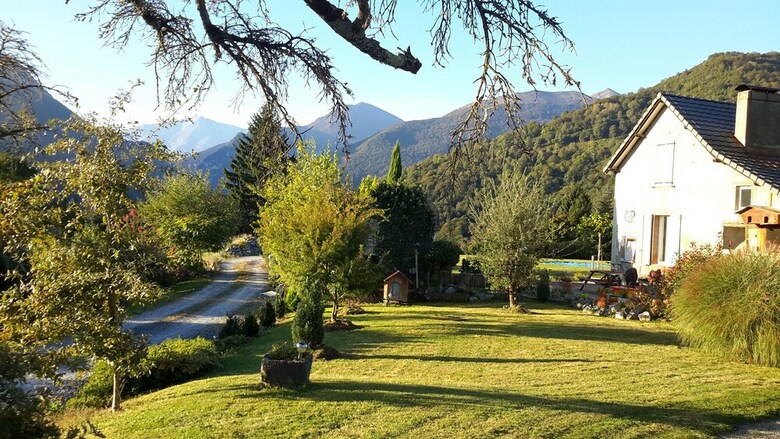 Les Hauts De Hurlevent Cottages