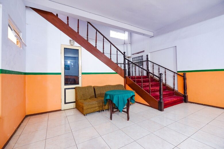 Hostal Spot On 2865 Sartika Inn Pati