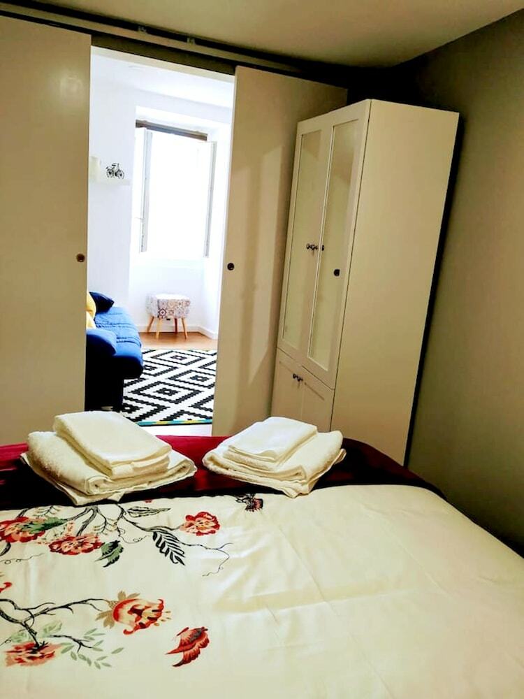 Apartment With One Bedroom In Lisboa, With Wifi
