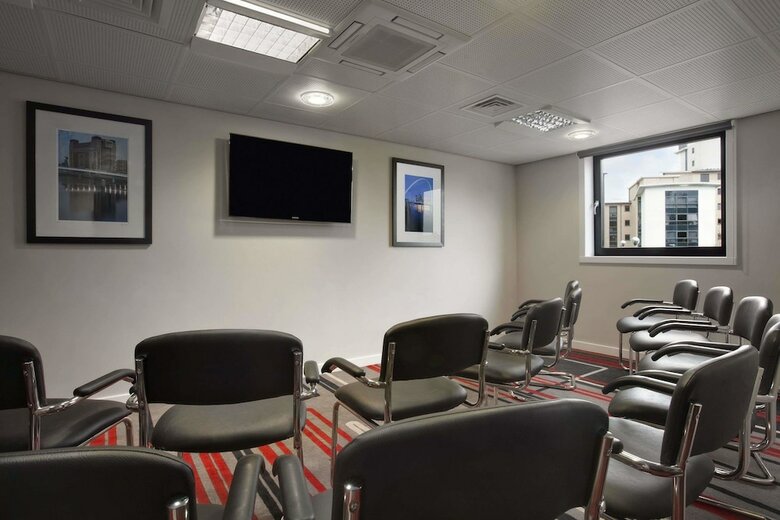 Hotel Ramada Encore By Wyndham Newcastle-gateshead