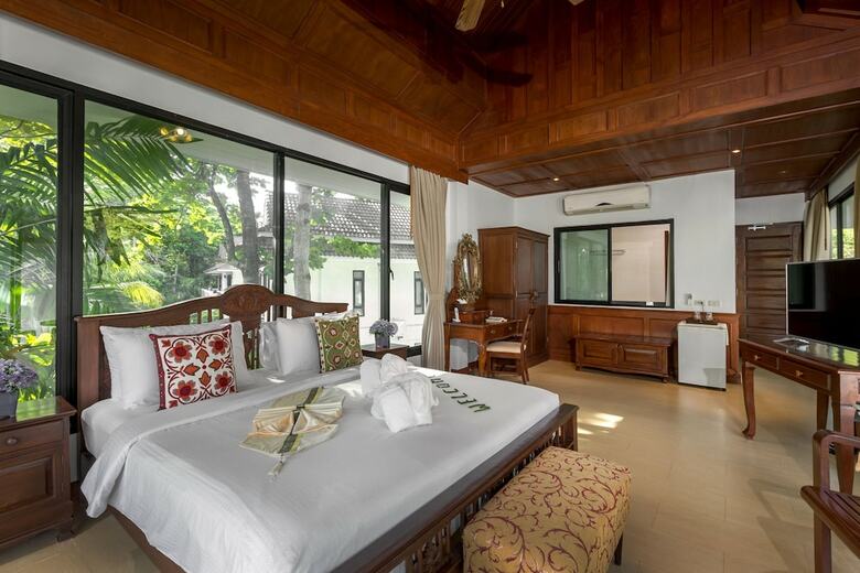 Hotel Racha Island Resort (Rayaburi)
