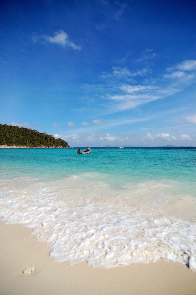 Hotel Racha Island Resort (Rayaburi)