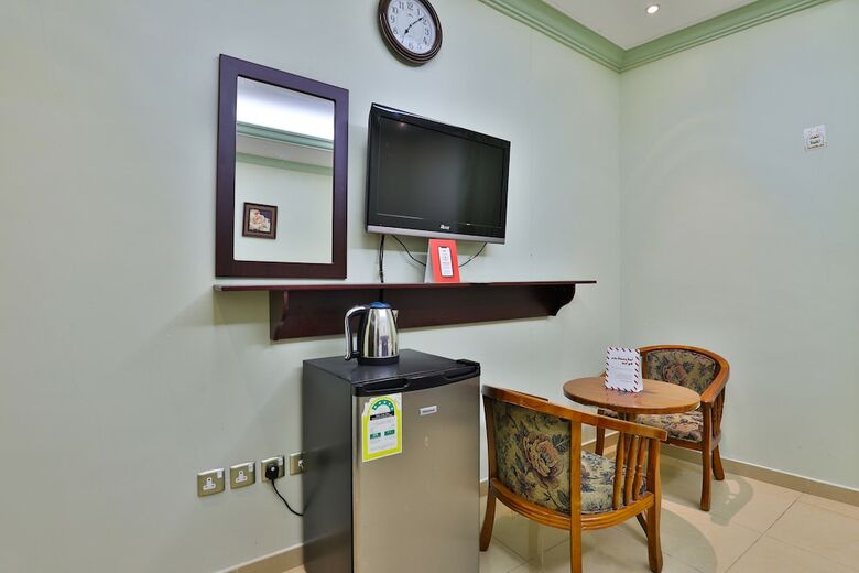 Oyo 425 Hotel Manazil Alfouz