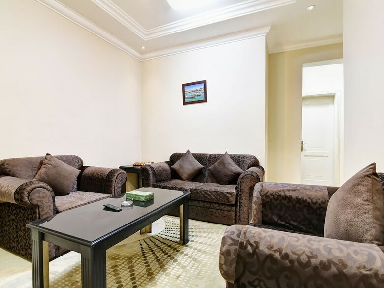 Oyo 404 Rwnza Hotel Apartments