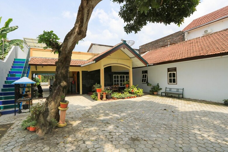 Hostal Spot On 2440 Wallet Family Residence