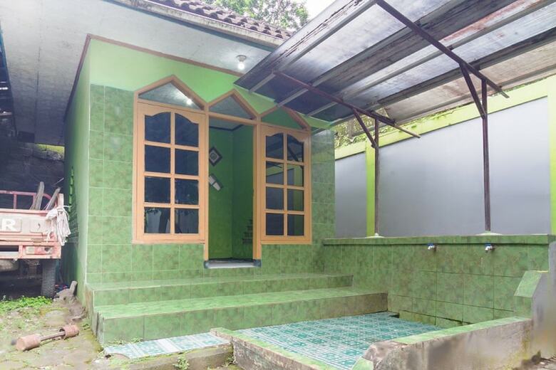 Hostal Spot On 2730 Hotel Maribaya Indah