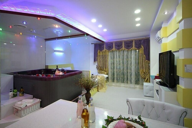Apartamentos White House On The Lake Pension