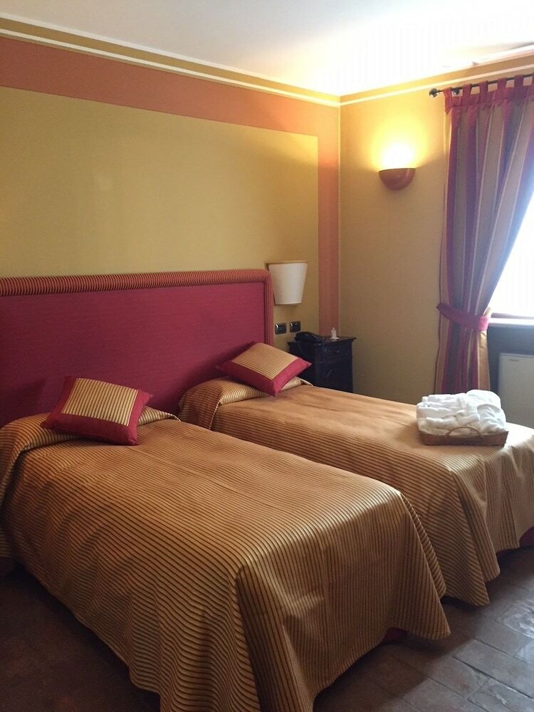 Hotel Da Carla Trattoria Con Locanda