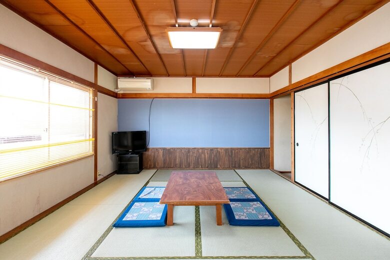Hotel Oyo Ryokan Villa Idumoya